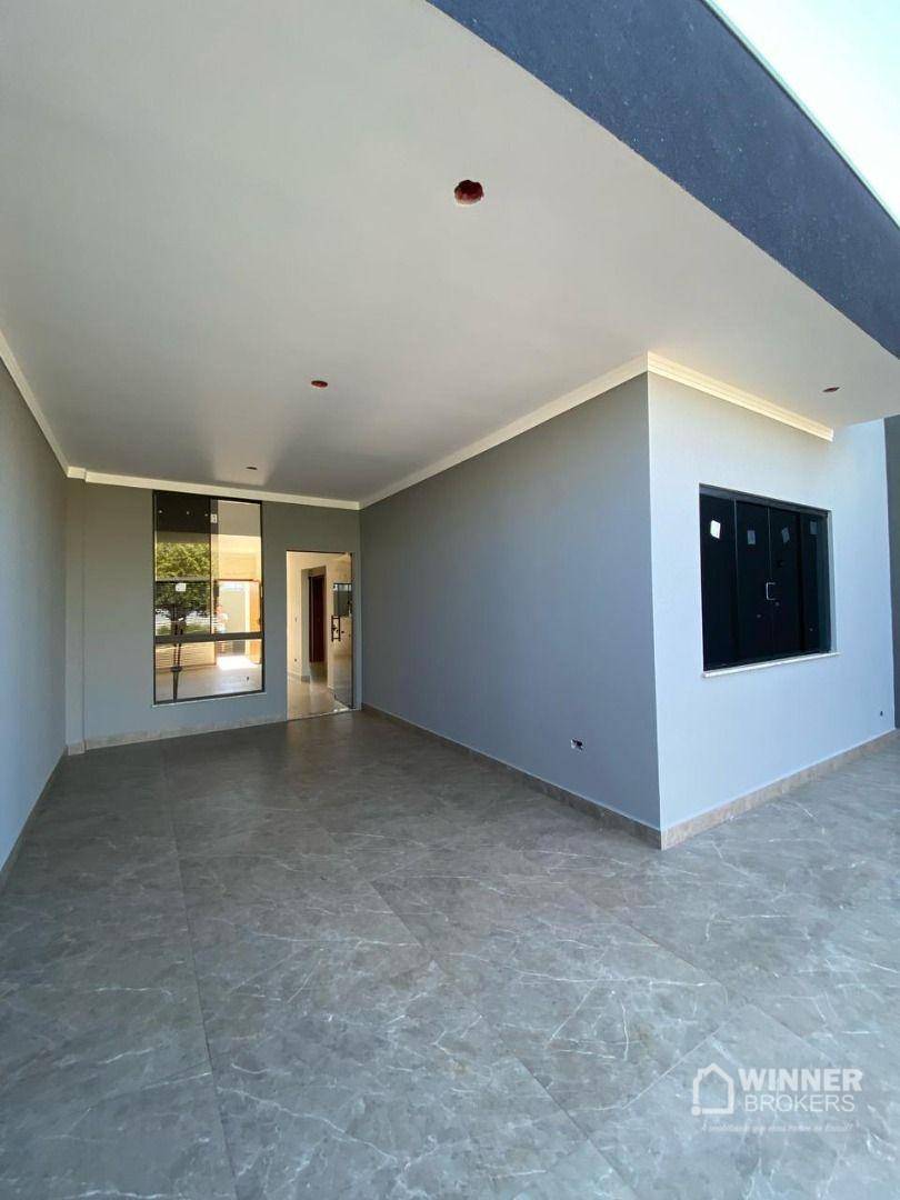 Casa à venda com 3 quartos, 92m² - Foto 4