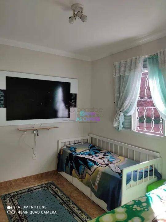 Casa à venda com 3 quartos, 160m² - Foto 14