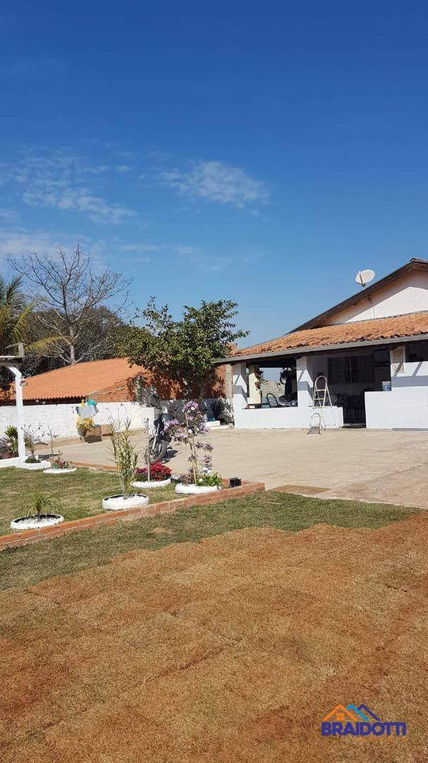 Chácara à venda com 3 quartos, 250m² - Foto 15