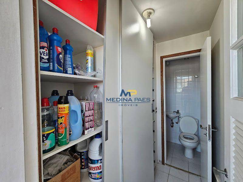 Apartamento à venda com 2 quartos, 75m² - Foto 18