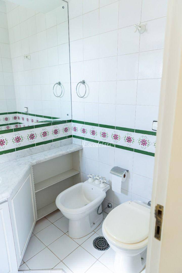 Cobertura à venda com 4 quartos, 350m² - Foto 3