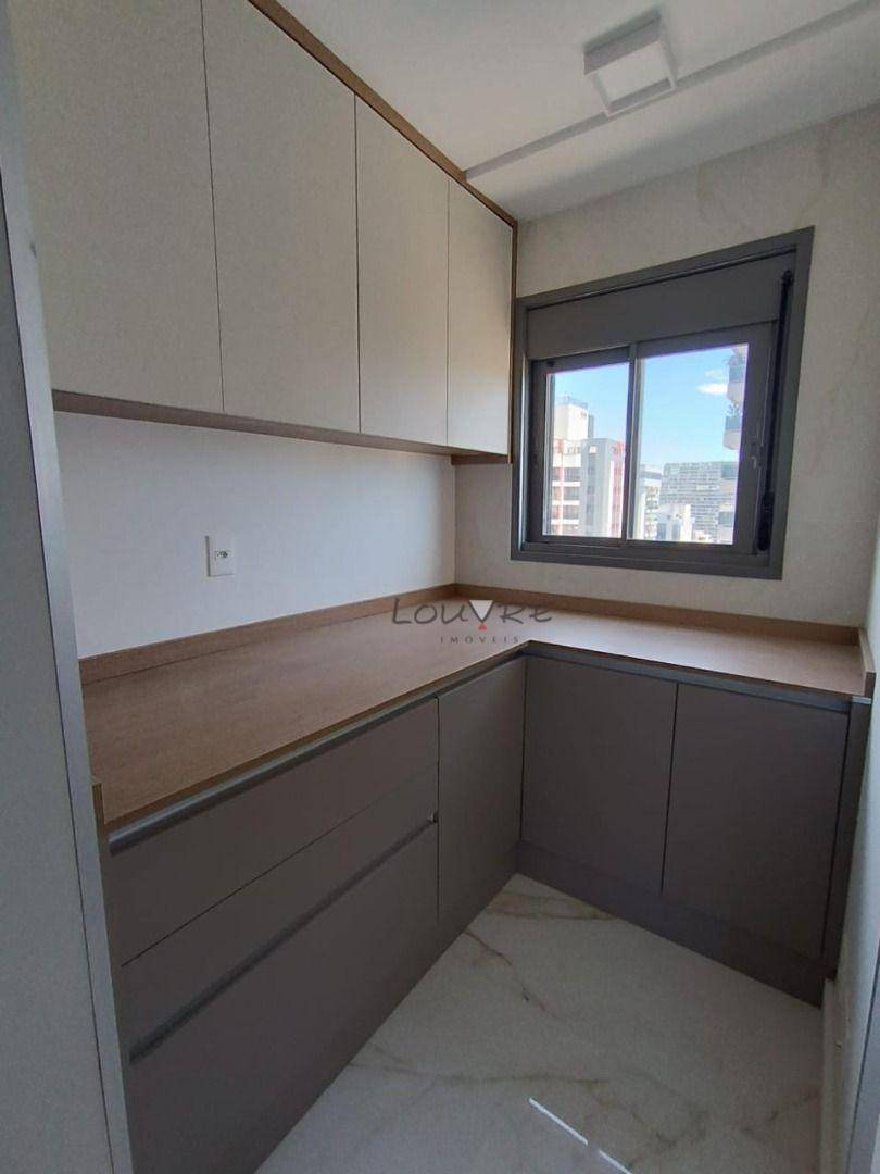 Apartamento à venda e aluguel com 3 quartos, 154m² - Foto 8