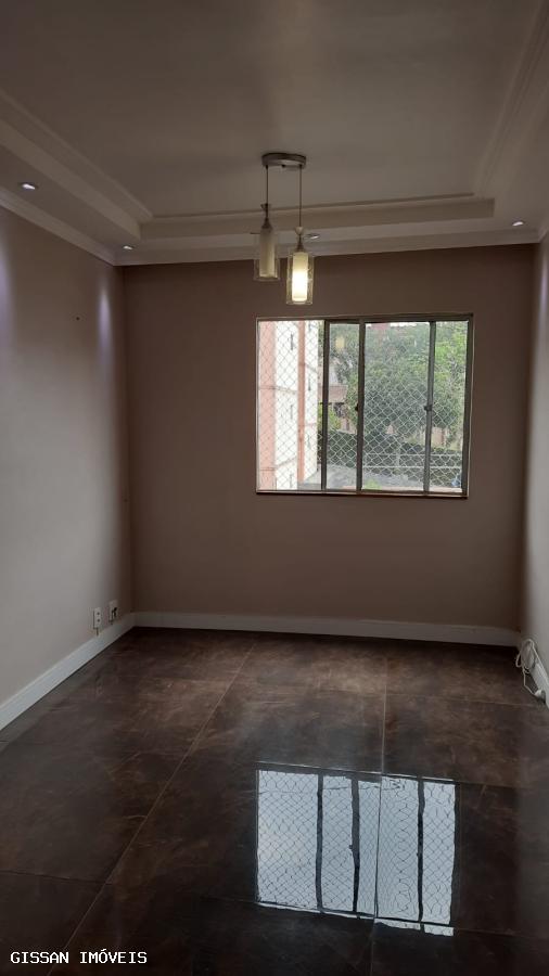 Apartamento para alugar com 2 quartos, 55m² - Foto 3