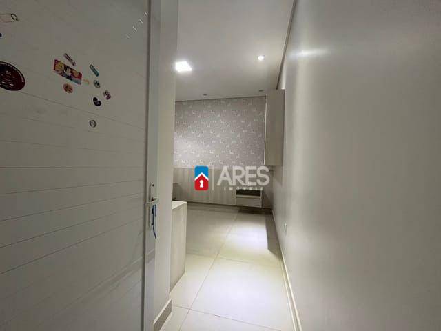 Casa à venda com 4 quartos, 301m² - Foto 29
