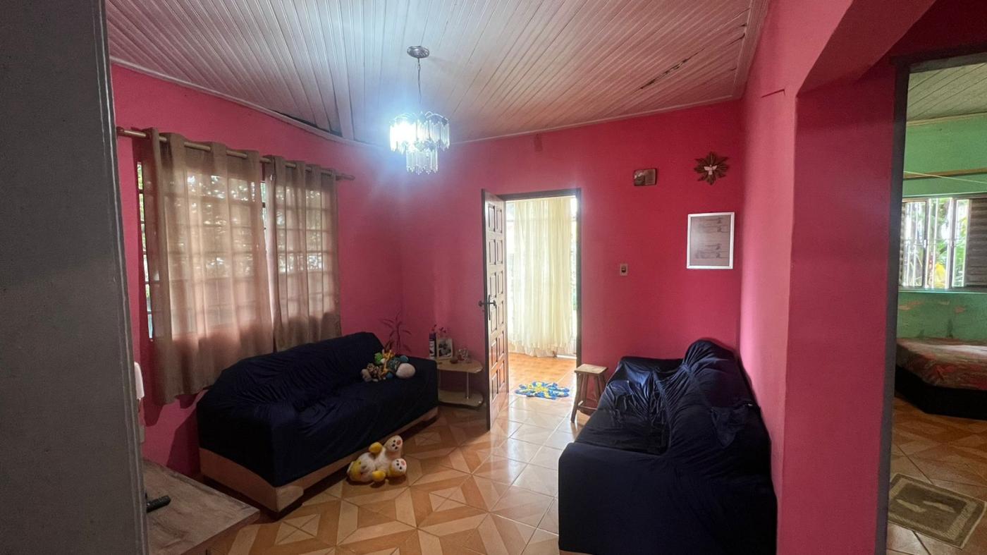 Casa à venda com 2 quartos, 300m² - Foto 3