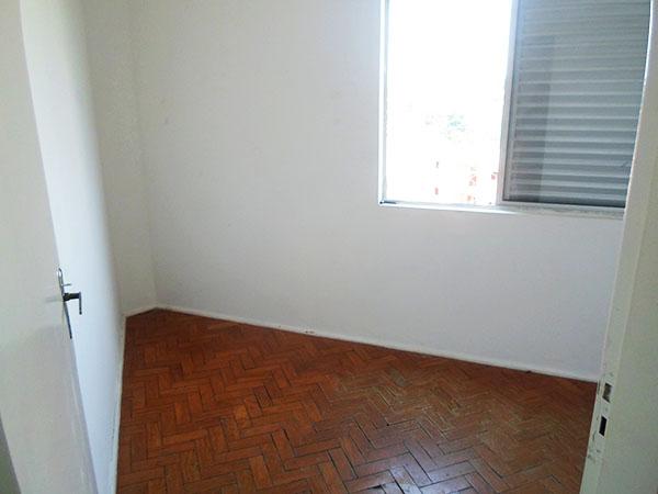 Apartamento para alugar com 3 quartos, 130m² - Foto 7