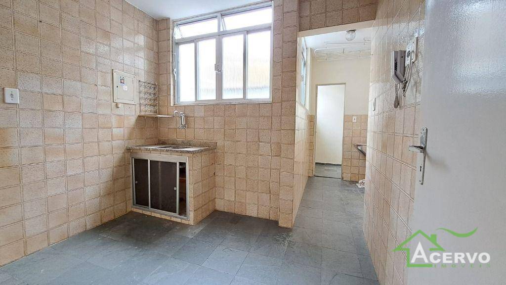 Apartamento à venda com 2 quartos, 91m² - Foto 7