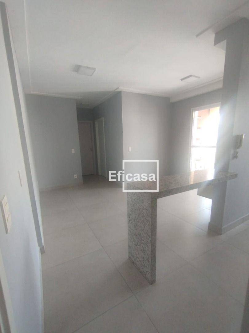 Apartamento à venda com 2 quartos, 75m² - Foto 4