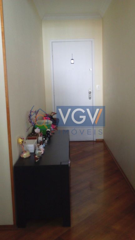 Apartamento à venda com 2 quartos, 60m² - Foto 9