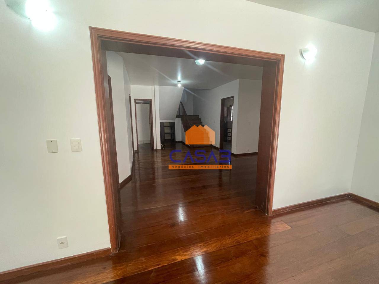 Casa à venda com 6 quartos, 473m² - Foto 56