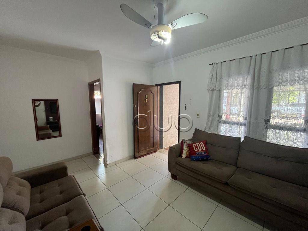 Casa à venda com 3 quartos, 212m² - Foto 8