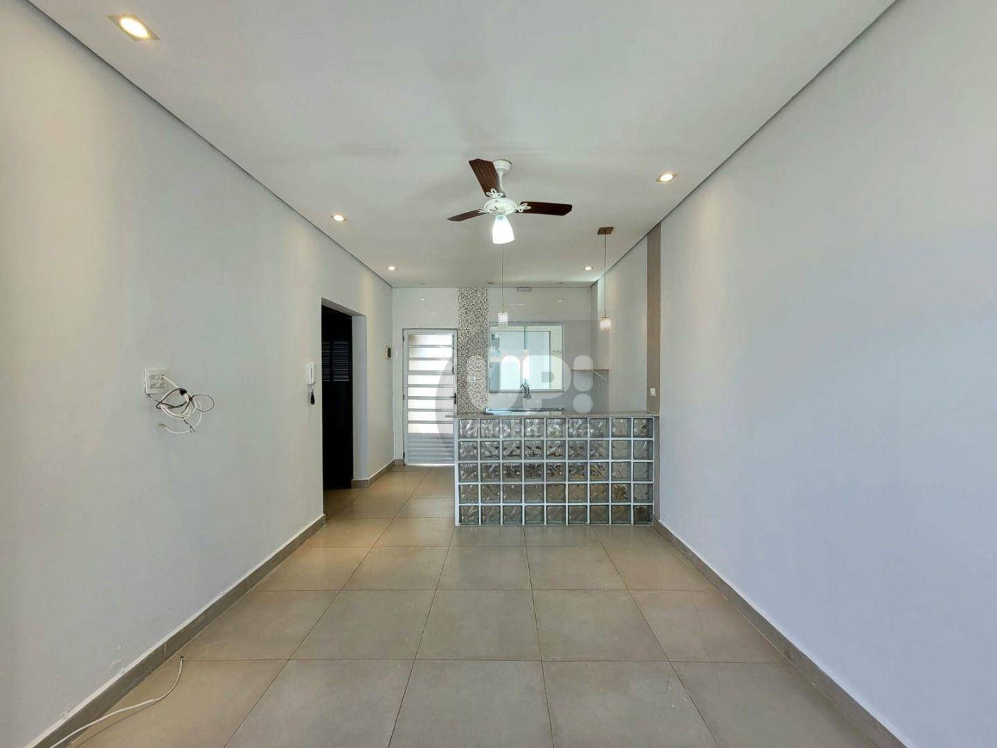 Casa à venda com 2 quartos, 100m² - Foto 3