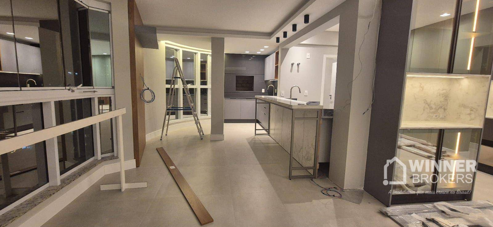 Apartamento à venda com 4 quartos, 175m² - Foto 4