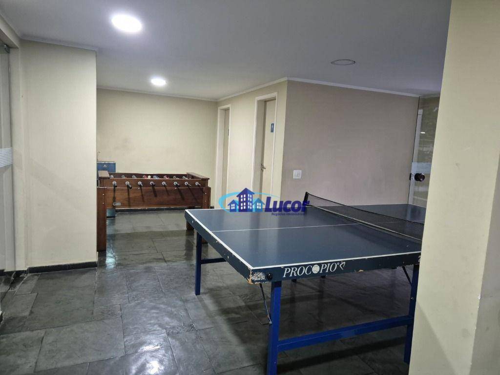 Apartamento para alugar com 3 quartos, 75m² - Foto 28