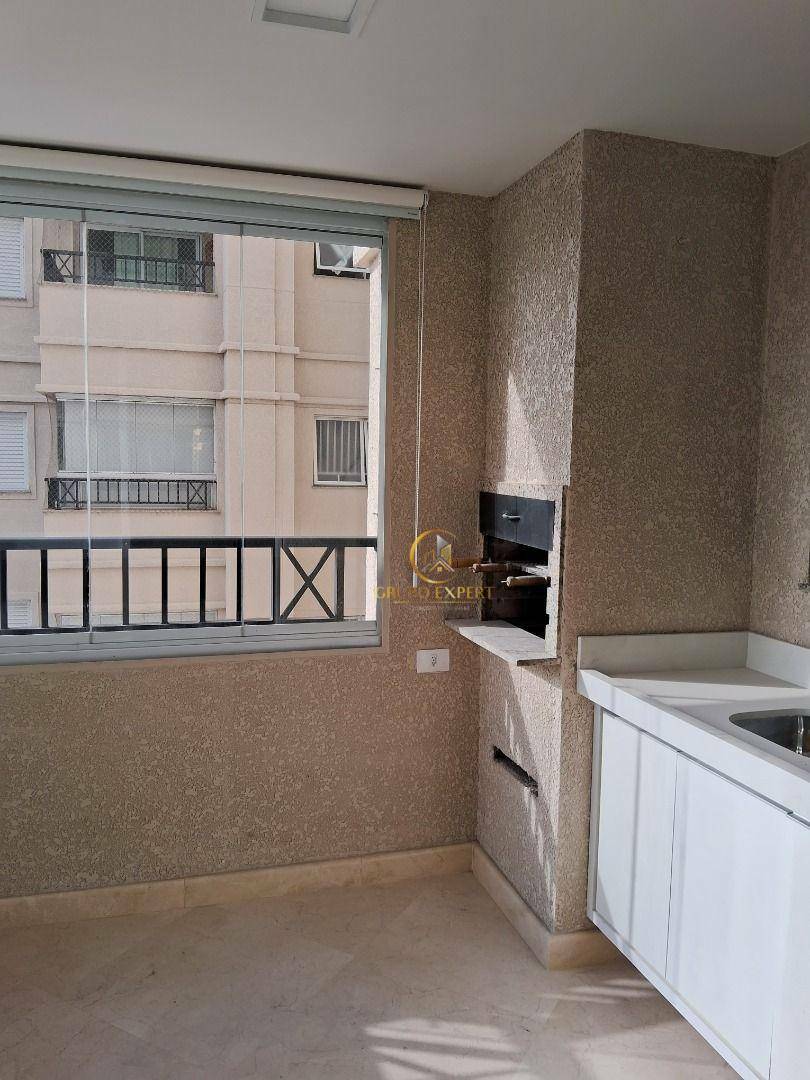 Apartamento à venda com 3 quartos, 184m² - Foto 3
