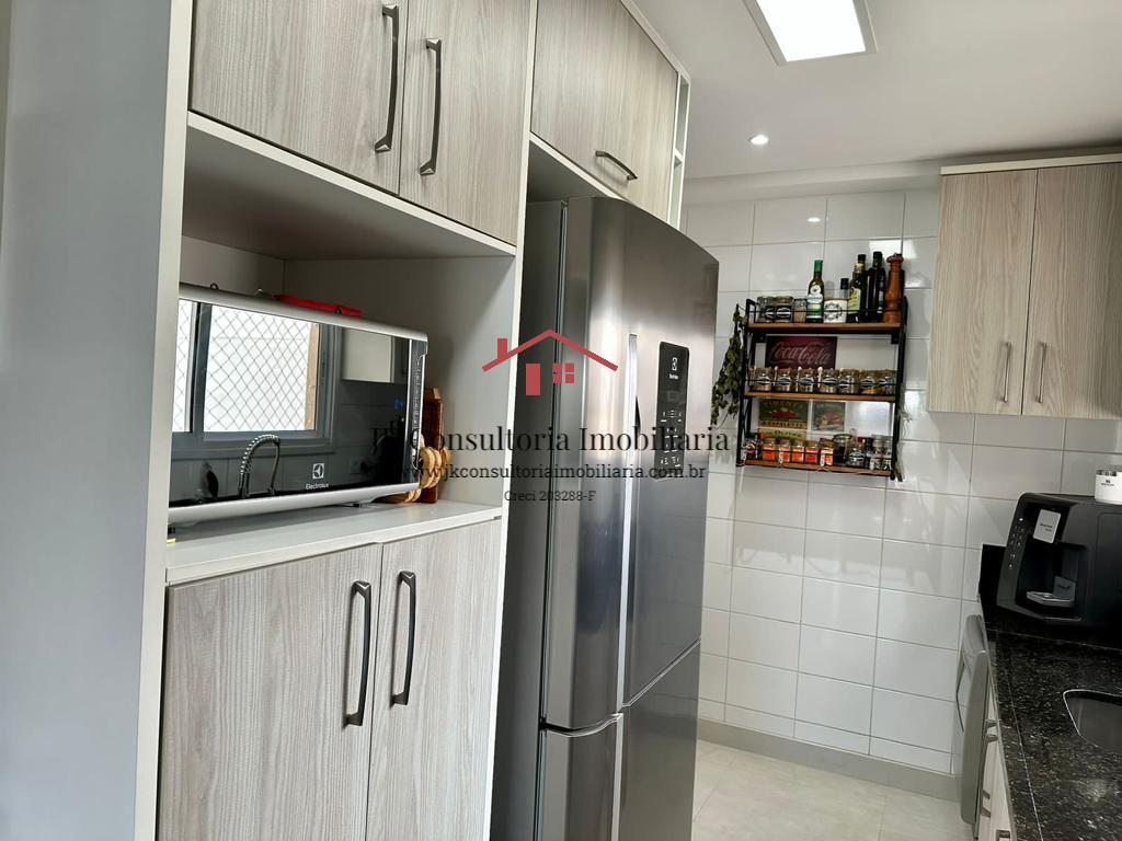 Apartamento à venda com 3 quartos, 123m² - Foto 12