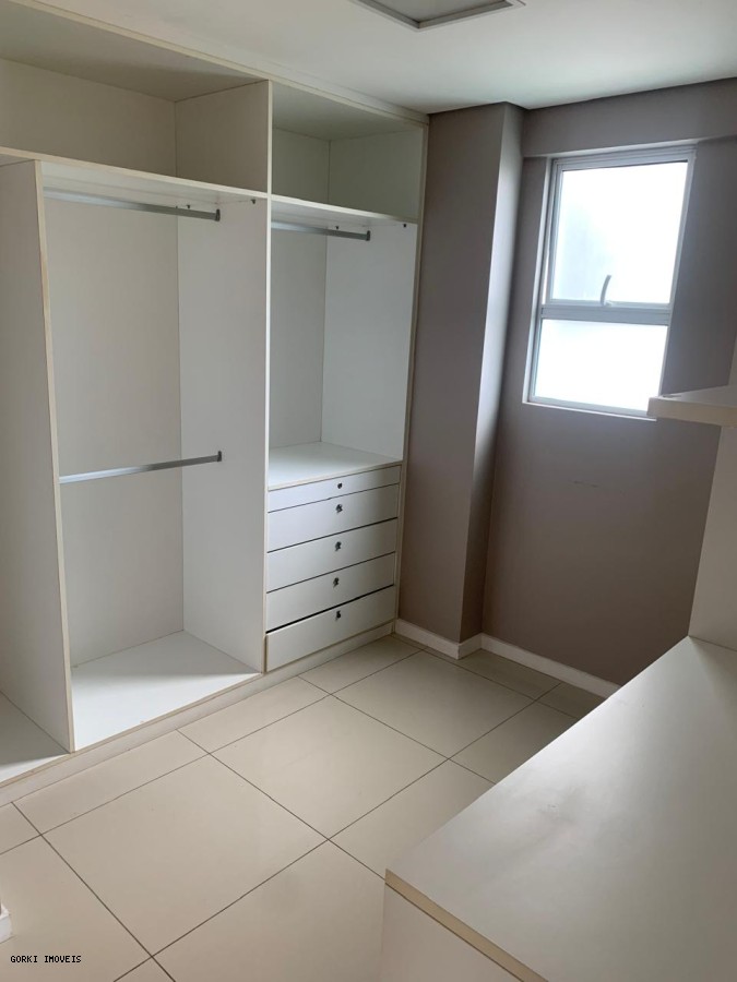 Apartamento à venda com 3 quartos, 220m² - Foto 15