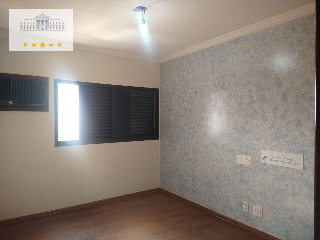 Apartamento à venda com 3 quartos, 161m² - Foto 5