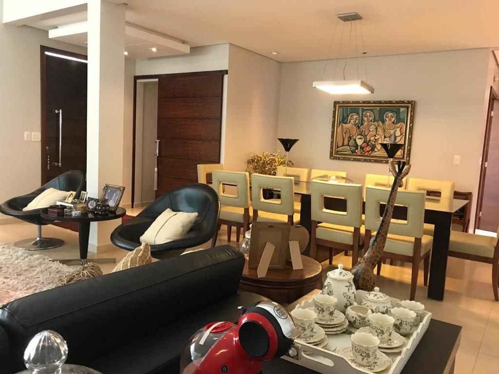 Casa de Condomínio à venda com 5 quartos, 412m² - Foto 4