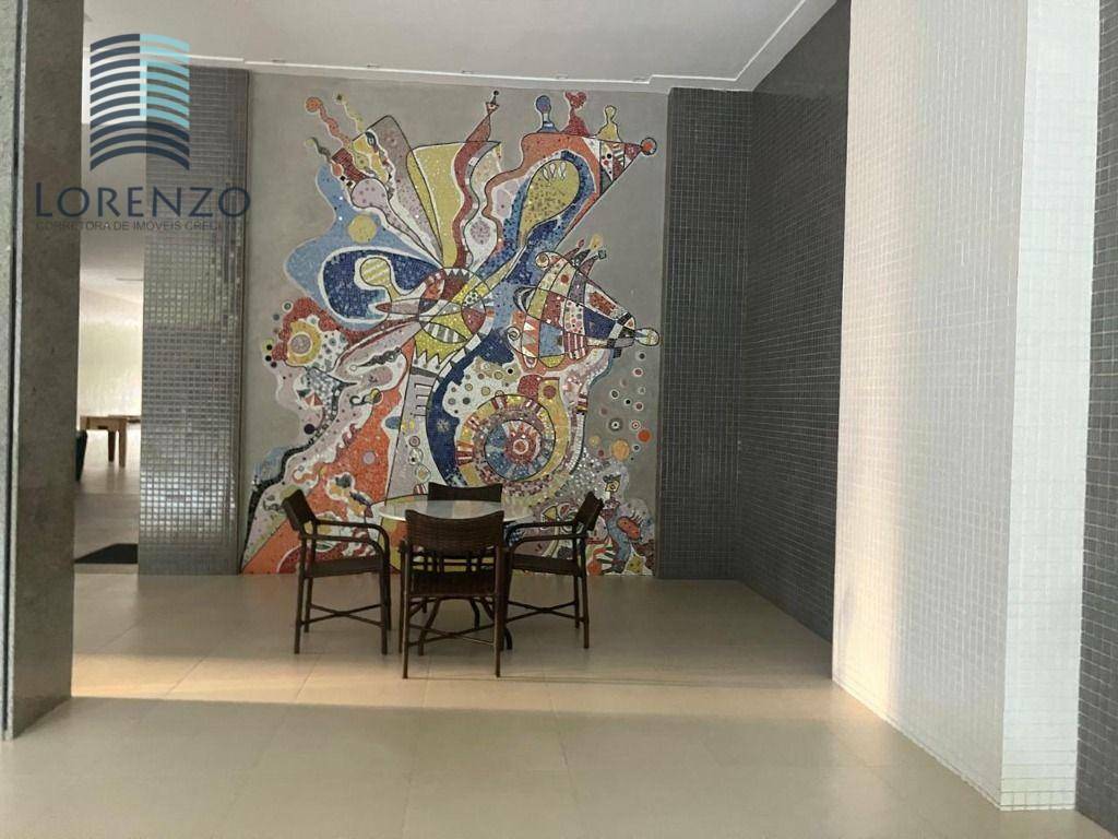 Apartamento à venda com 4 quartos, 232m² - Foto 32