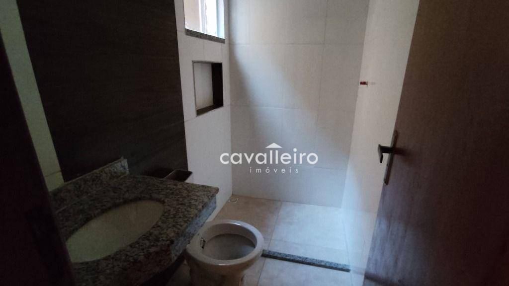 Casa à venda com 2 quartos, 70m² - Foto 14