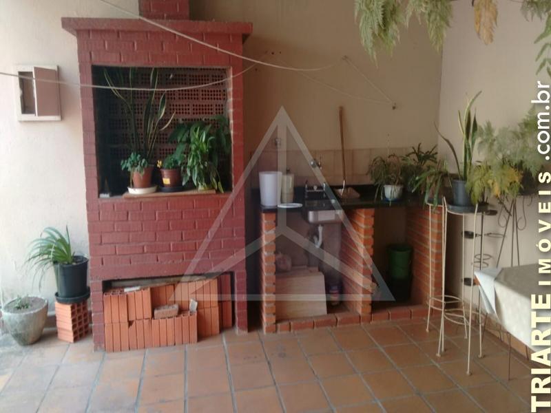 Casa à venda com 3 quartos, 200m² - Foto 11