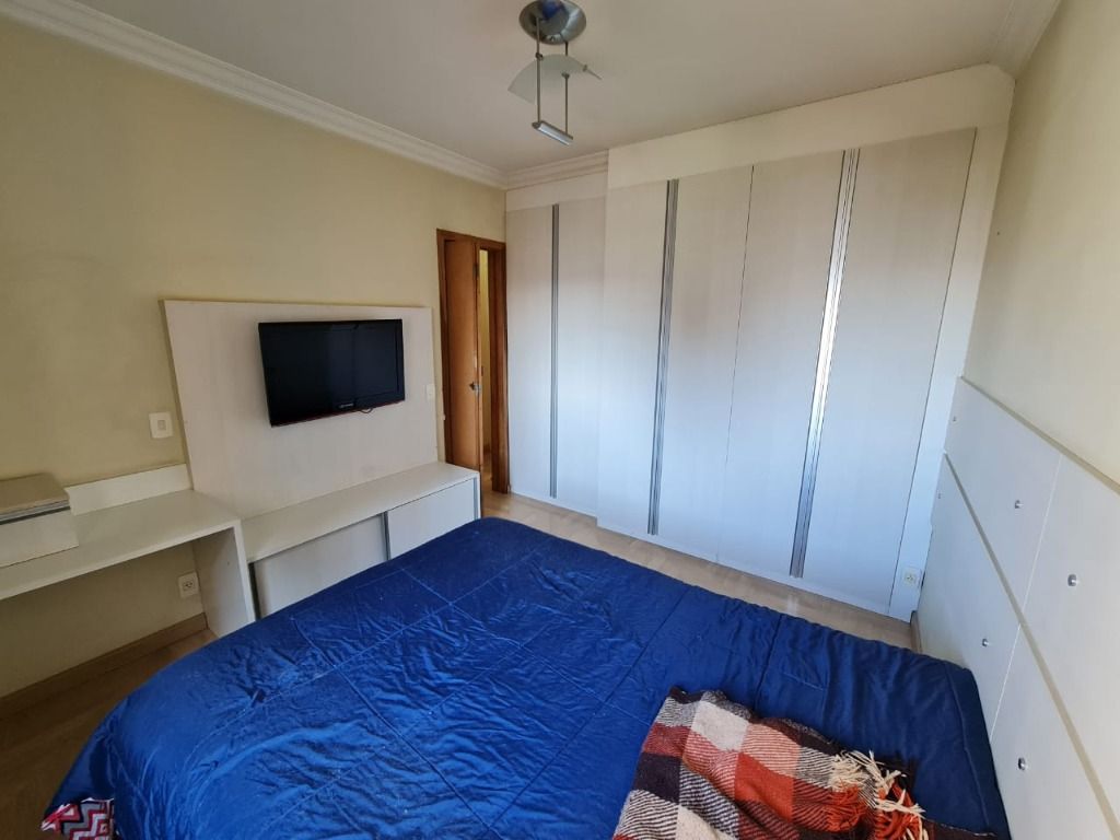 Apartamento à venda com 3 quartos, 153m² - Foto 12