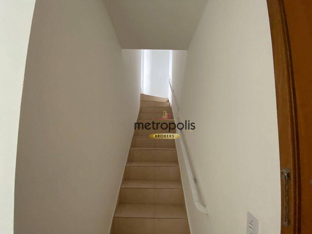 Cobertura à venda com 2 quartos, 70m² - Foto 3