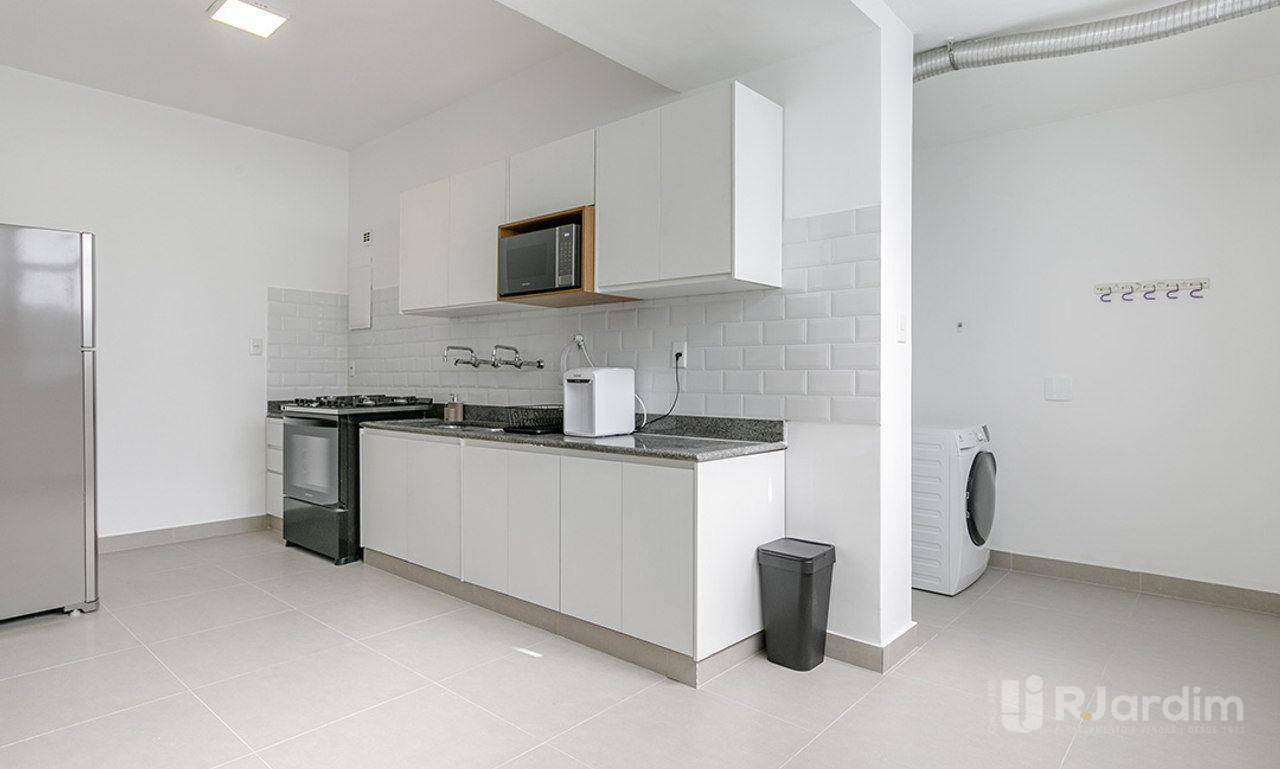 Apartamento para alugar com 4 quartos, 210m² - Foto 13