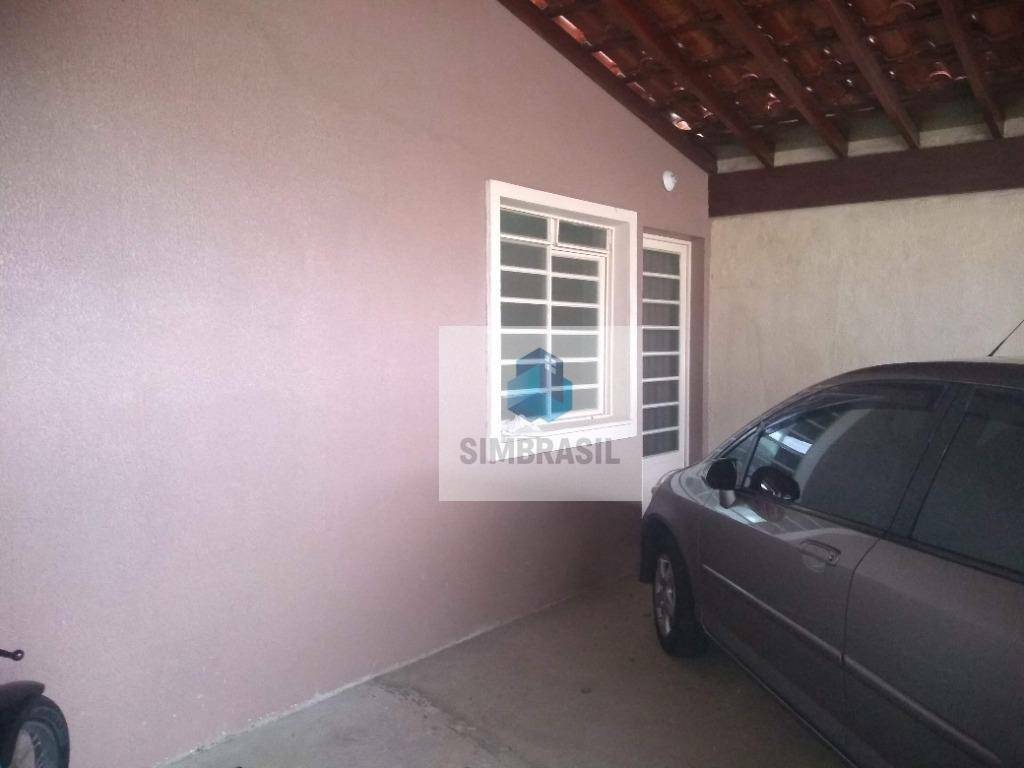 Casa à venda com 2 quartos, 100m² - Foto 2