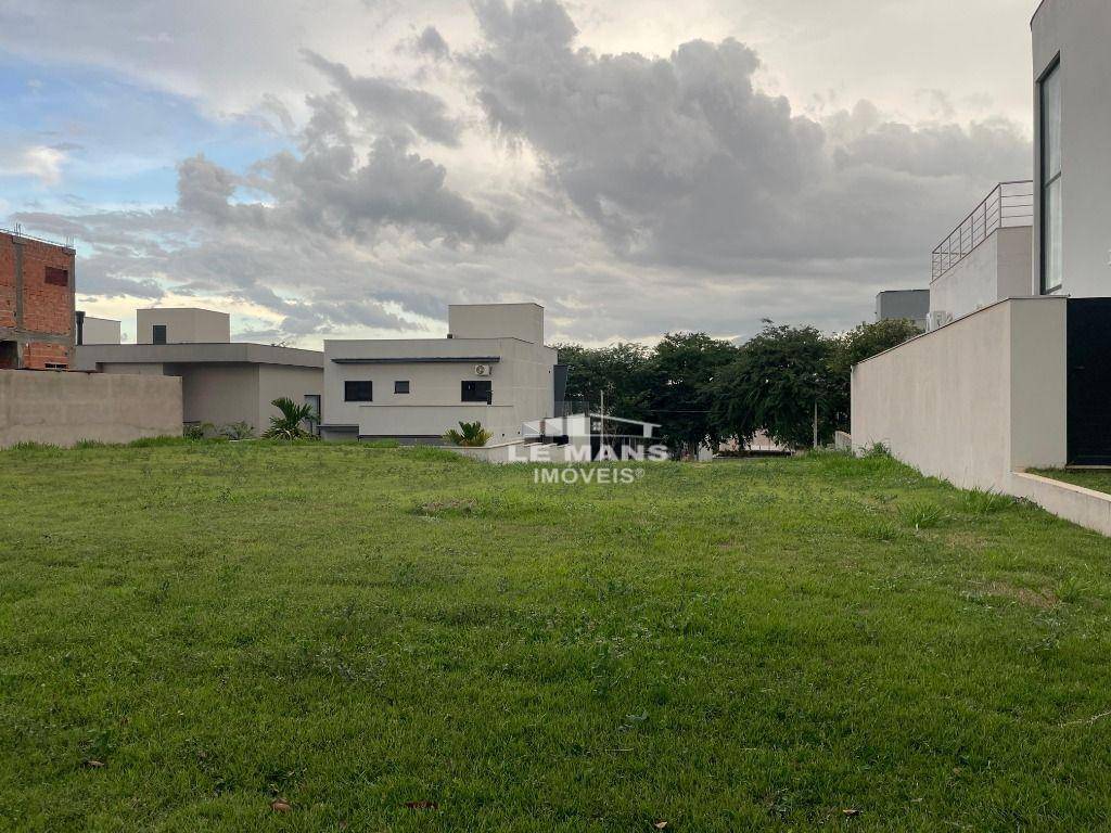 Loteamento e Condomínio, 306 m² - Foto 1