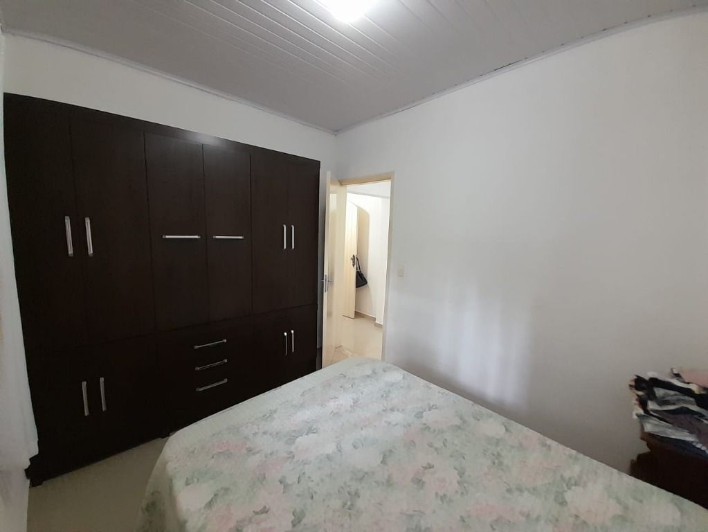 Chácara à venda com 4 quartos, 1500m² - Foto 32