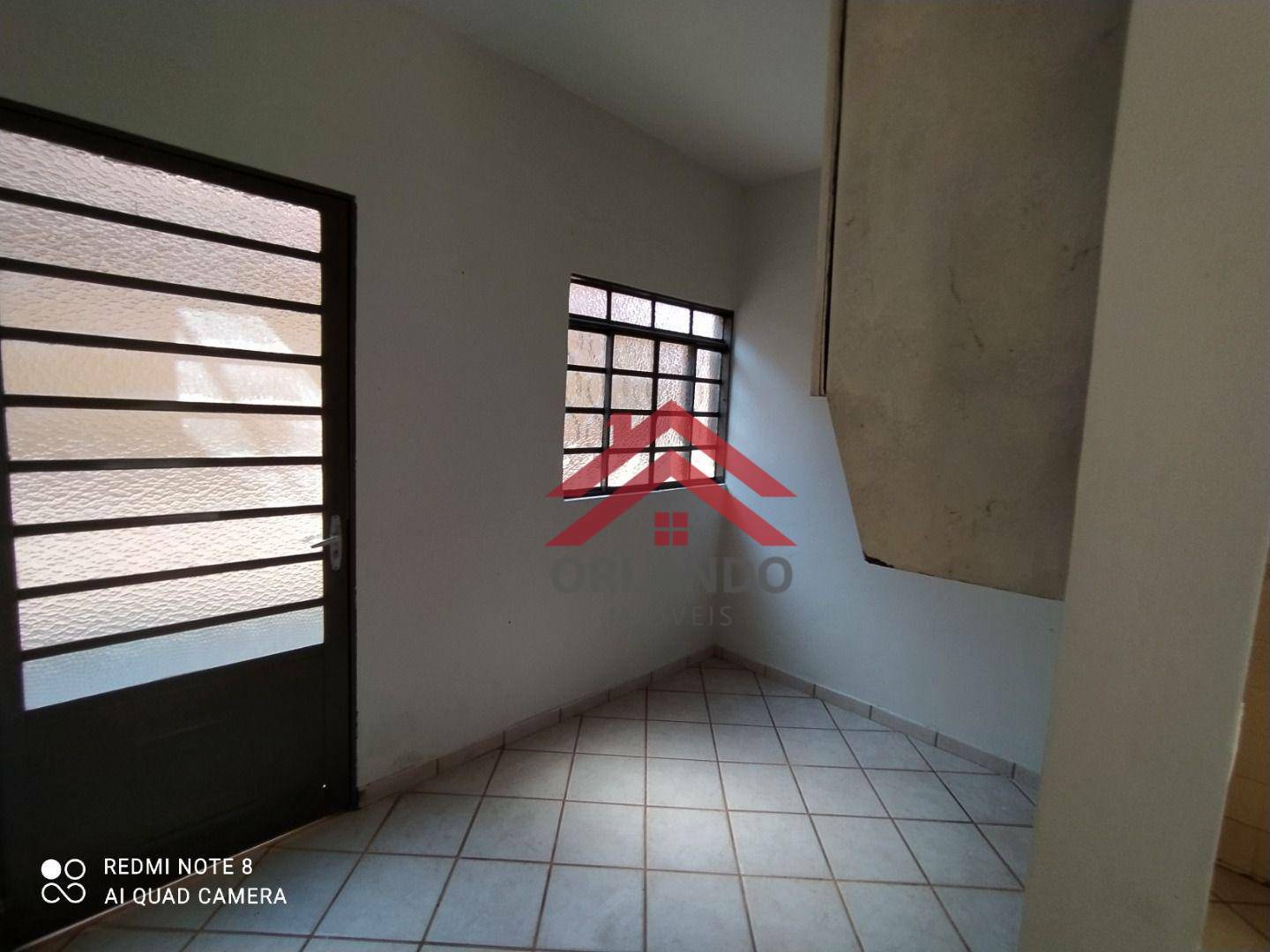 Casa à venda com 3 quartos, 170m² - Foto 2