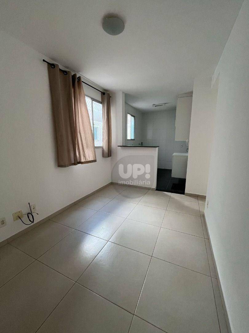 Apartamento à venda com 2 quartos, 45m² - Foto 1
