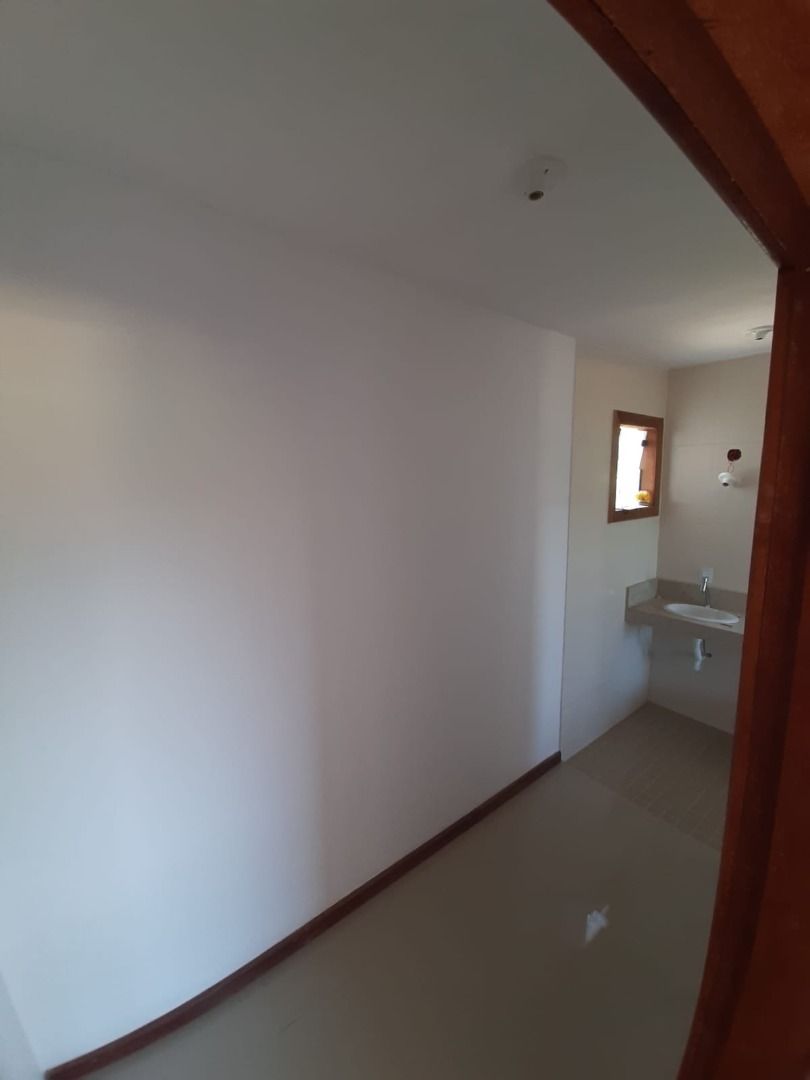 Casa à venda com 3 quartos, 108m² - Foto 12