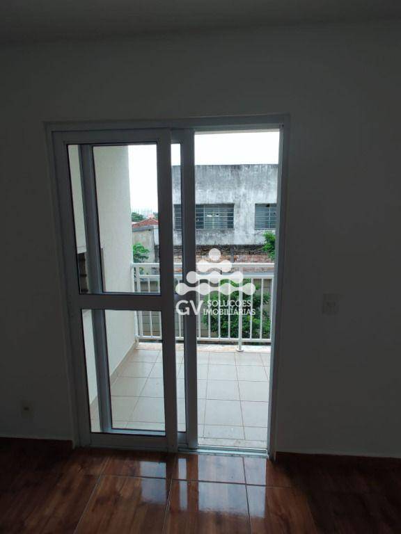 Apartamento para alugar com 2 quartos, 57m² - Foto 6