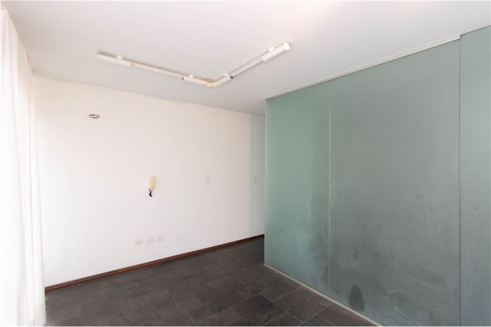 Casa de Condomínio à venda com 1 quarto, 200m² - Foto 27