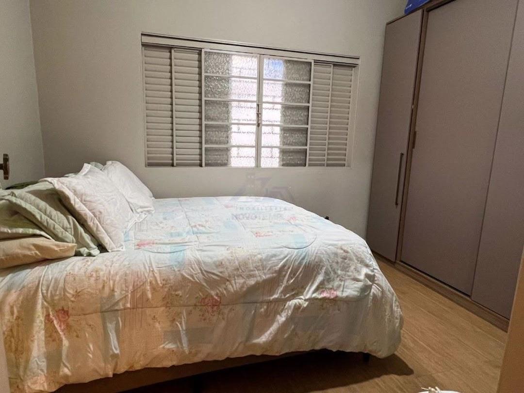 Casa à venda com 3 quartos, 190m² - Foto 11