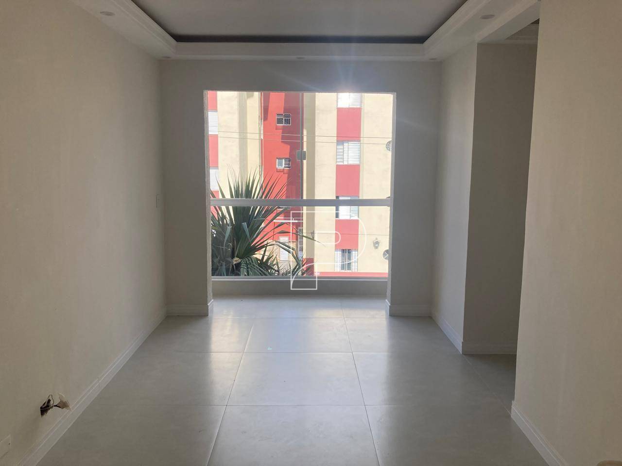 Apartamento à venda com 3 quartos, 68m² - Foto 2