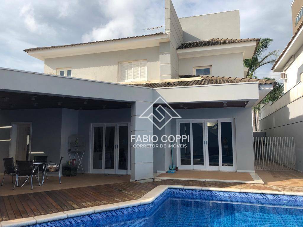 Casa de Condomínio à venda com 3 quartos, 390m² - Foto 1