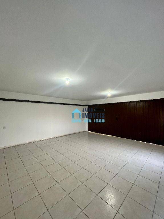 Casa à venda com 3 quartos, 250m² - Foto 6