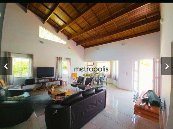Chácara à venda com 3 quartos, 450m² - Foto 2