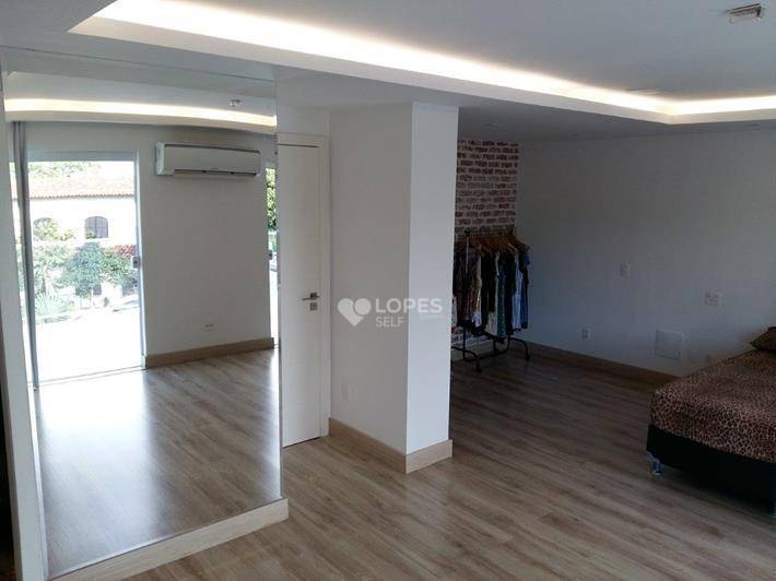 Casa de Condomínio à venda com 4 quartos, 400m² - Foto 11