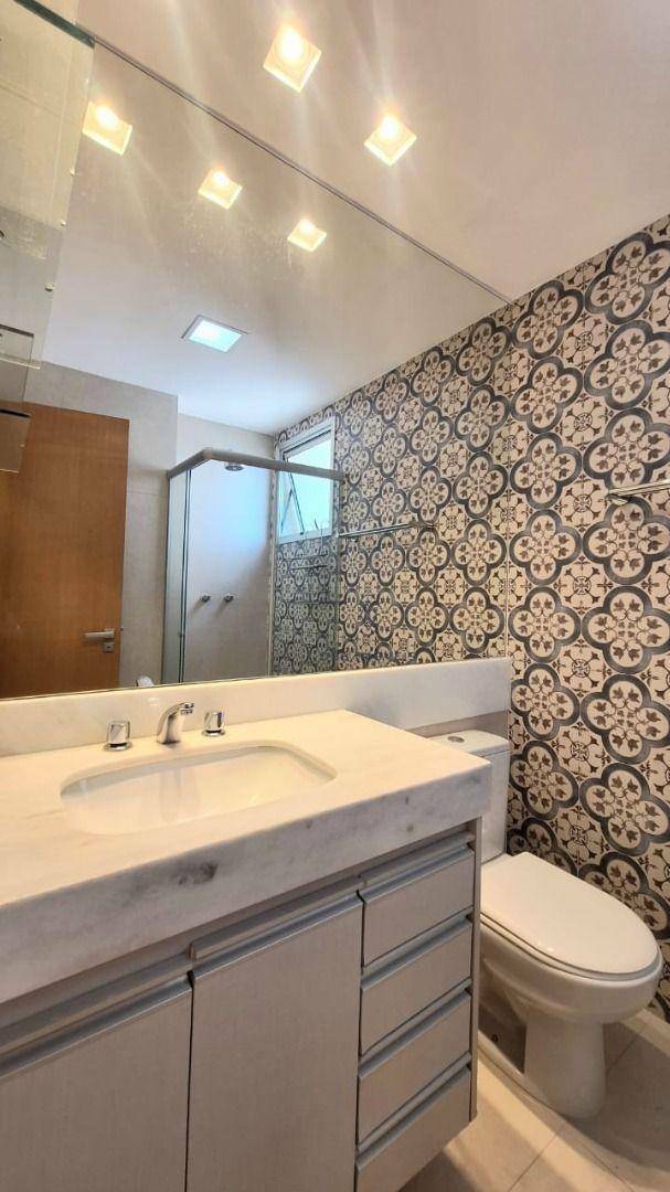 Apartamento para alugar com 3 quartos, 115m² - Foto 23