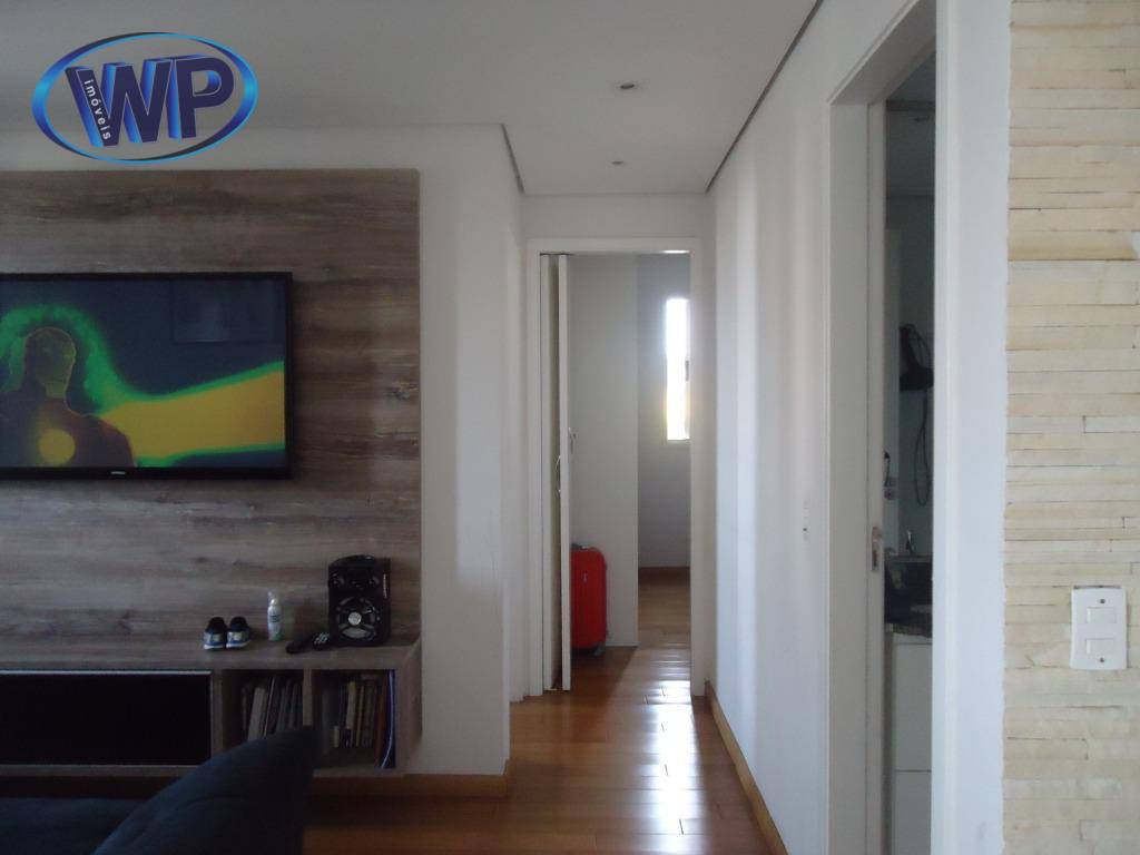 Apartamento à venda com 3 quartos, 63m² - Foto 2