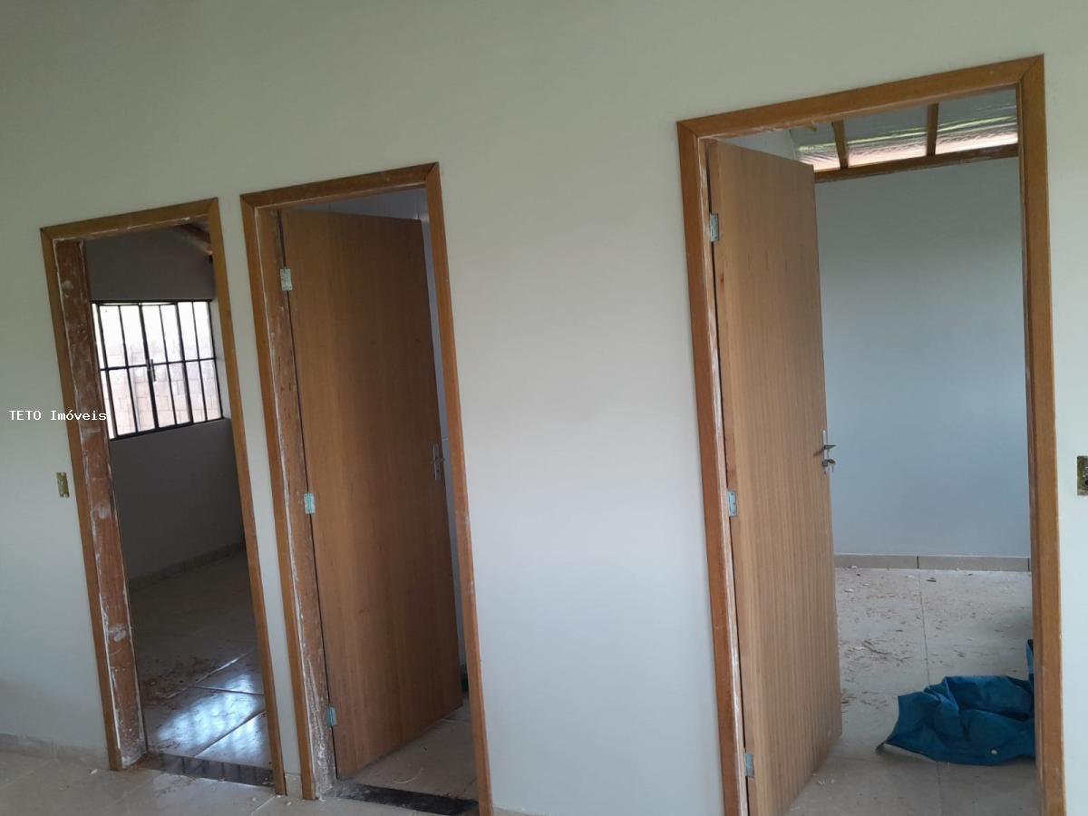Chácara à venda com 2 quartos, 1341m² - Foto 12