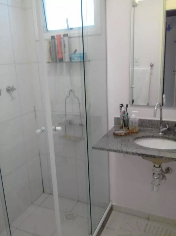 Apartamento à venda com 3 quartos, 113m² - Foto 2