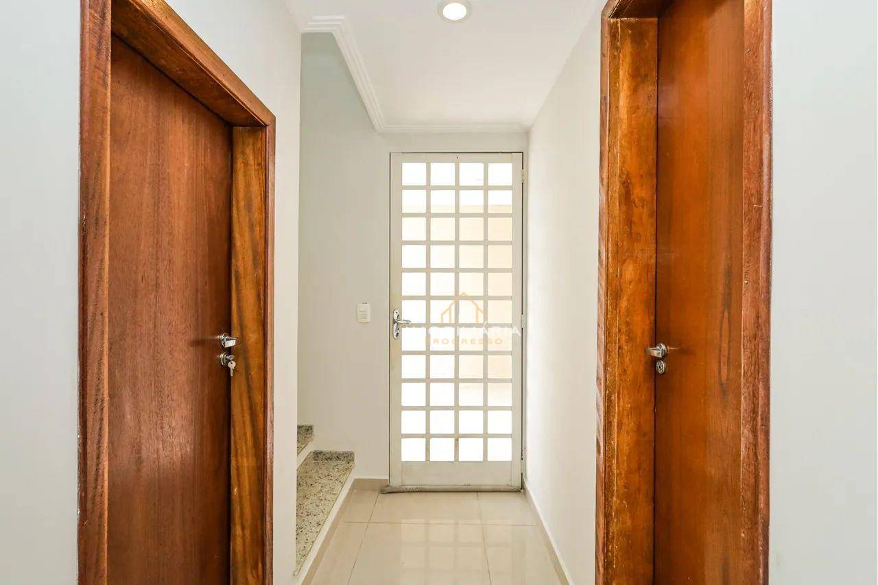 Sobrado à venda com 3 quartos, 120m² - Foto 11