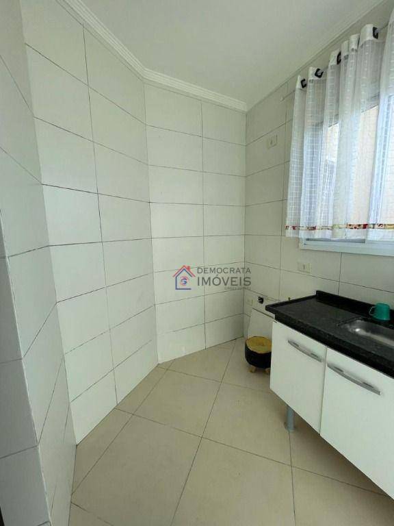 Apartamento à venda com 2 quartos, 37m² - Foto 8