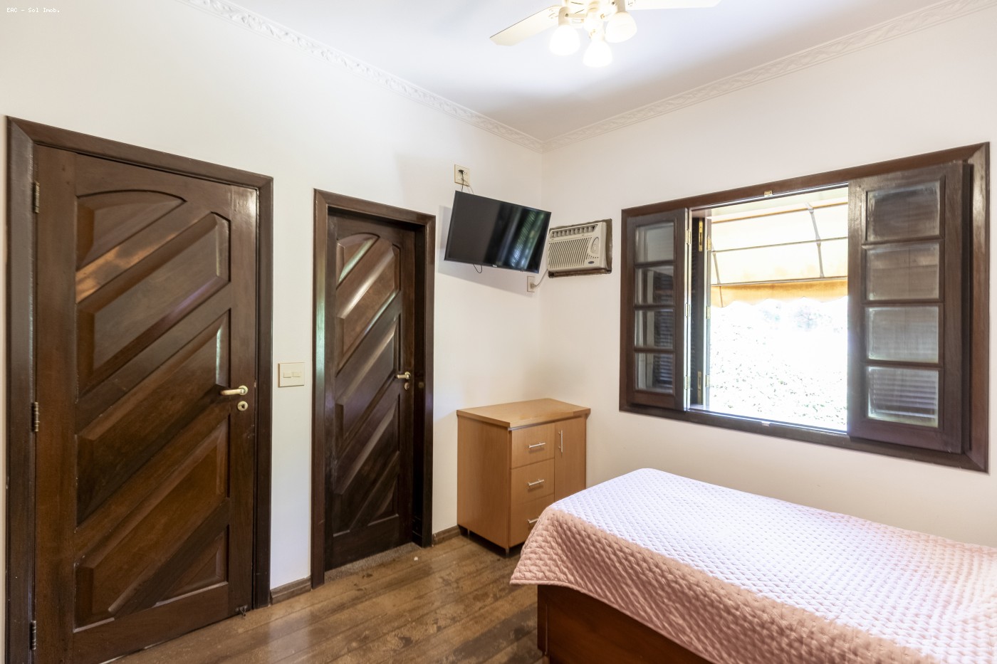 Chácara à venda com 6 quartos, 630m² - Foto 6